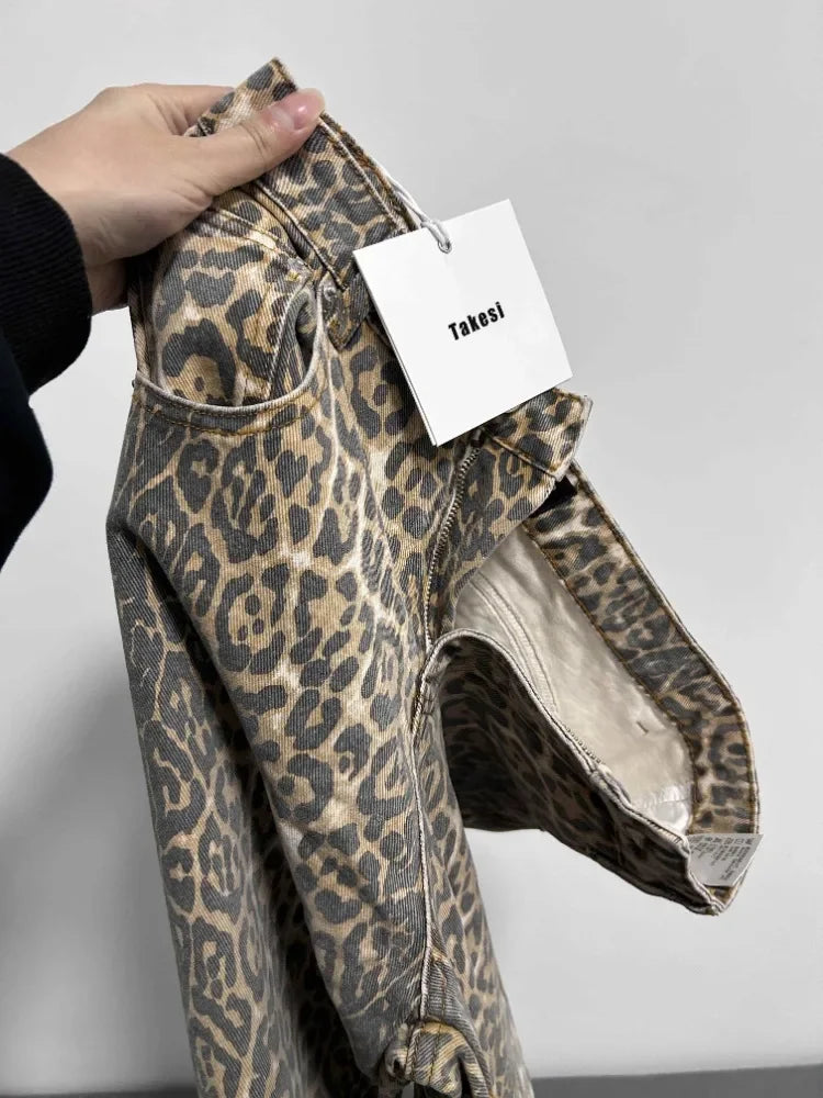 Flikii Urban Wild: Vintage Leopard High-Waist Jeans