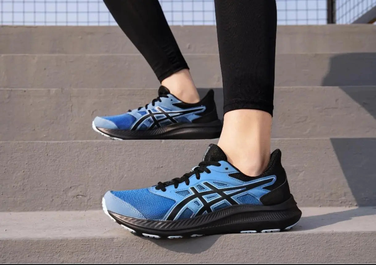 Asics Jolt 4 Comfortable and Fashionable Mesh Low Top Casual Running Shoes for Men Black and Blue - Chicchar Fashion