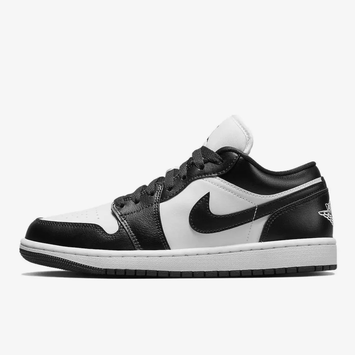 Air Jordan 1 Low Women Walking