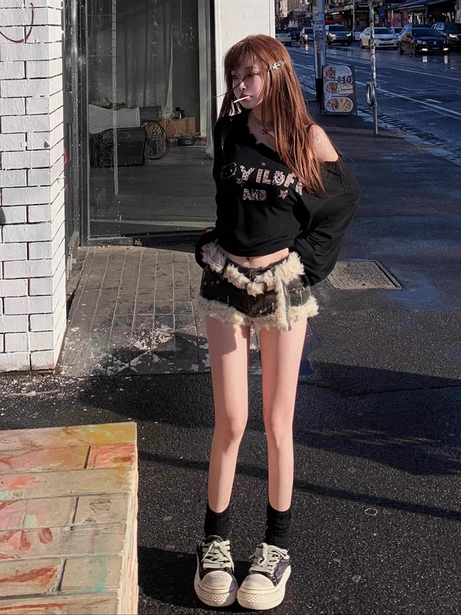 Faux Fur Belt Denim Shorts