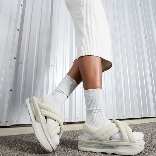 Nike Air Max Isla Sandal