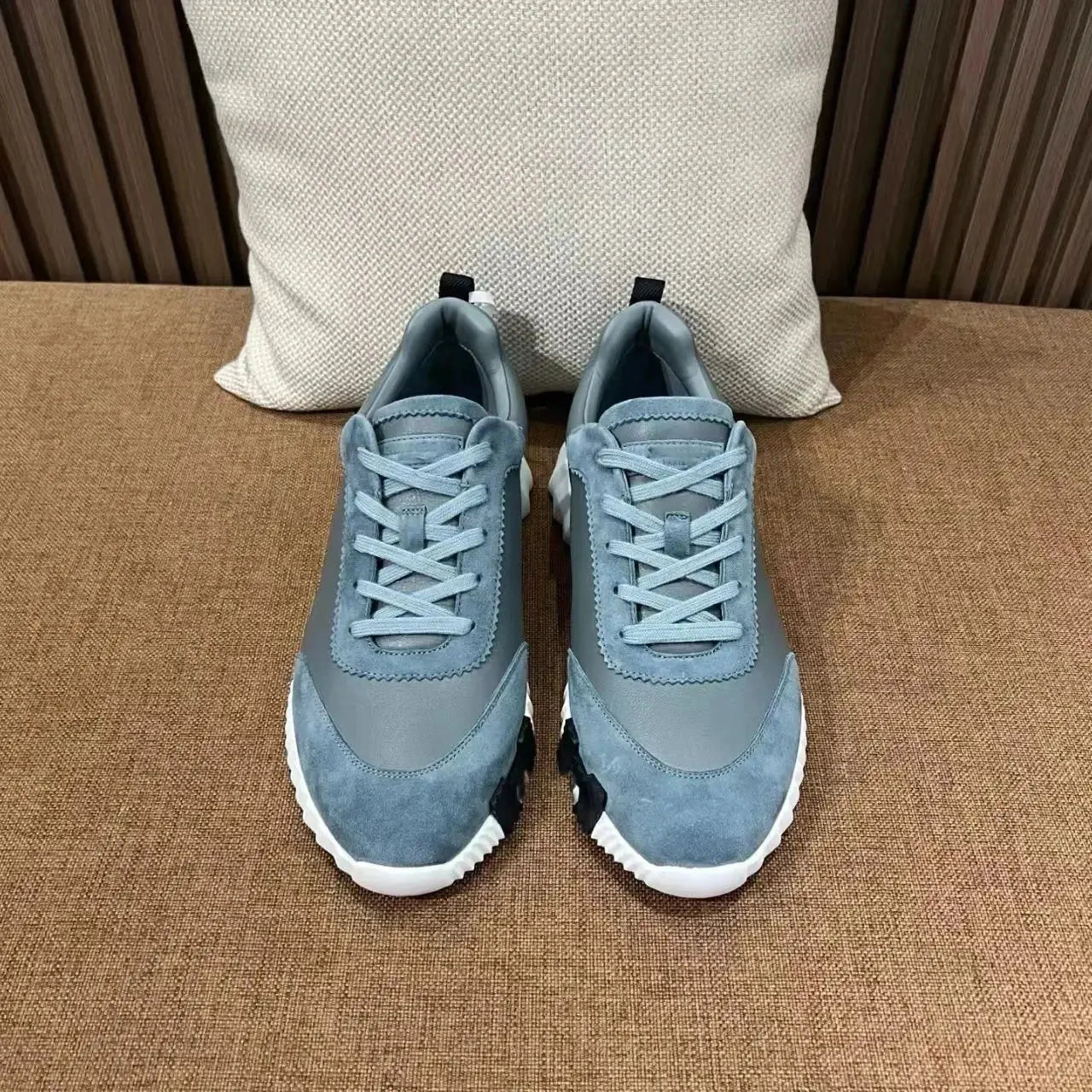 2025 New casual sneakers, European-style genuine leather,fashion, individuality, women's leisure, fashionable flat sports shoes - Chicchar Fashion