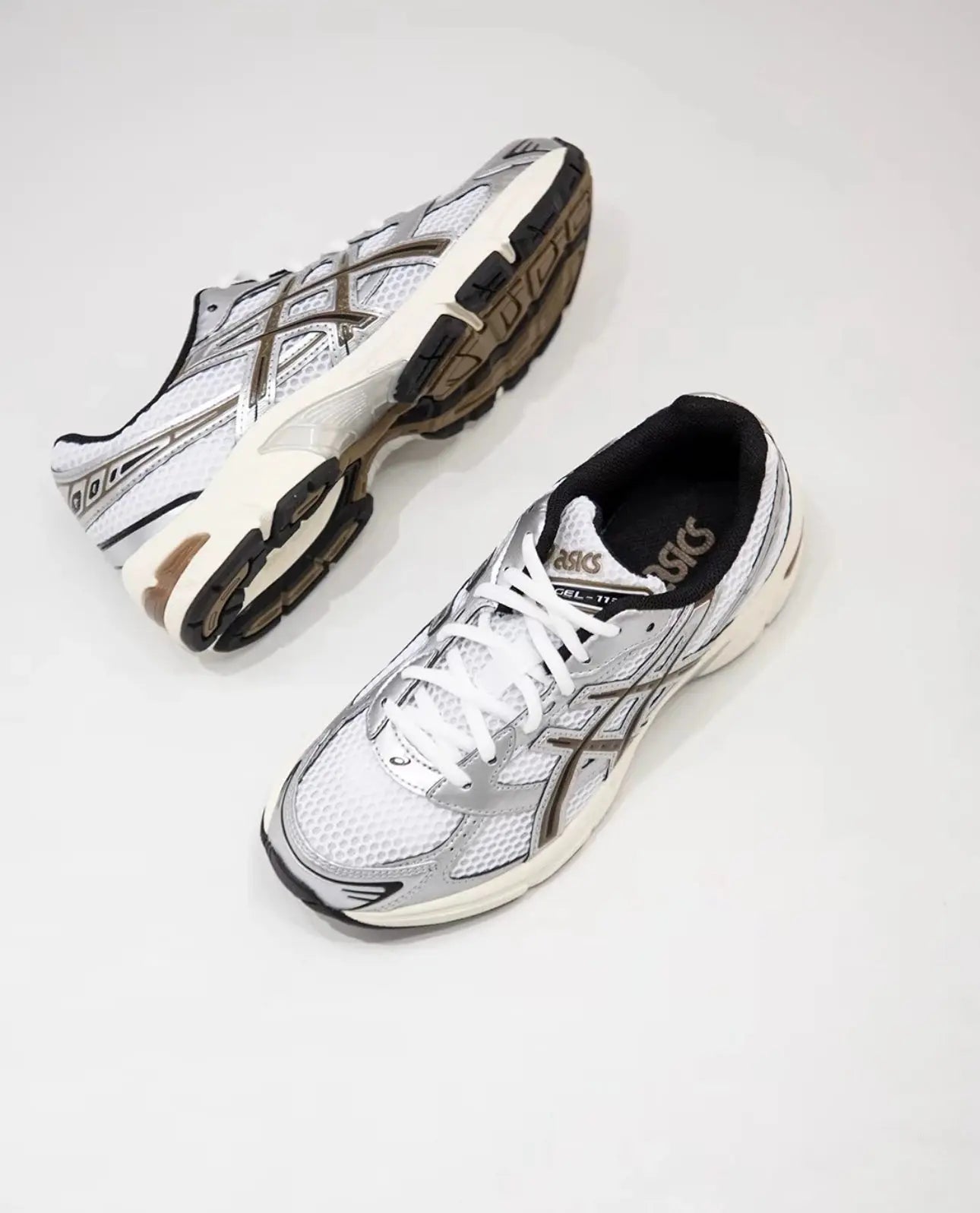 Asics  Practical Retro Versatile Comfortable Daily Low Top Running Shoes Men's White Brown 1201A256-113 - Chicchar Fashion