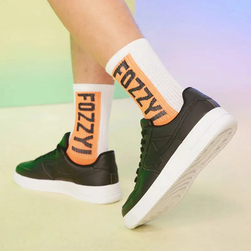 Xtep Women Men Skateboarding Shoes Non-Slip Casual White Couple Skate Sneakers Male Female Luxury Brand Shoes 881219319851 - Chicchar Fashion