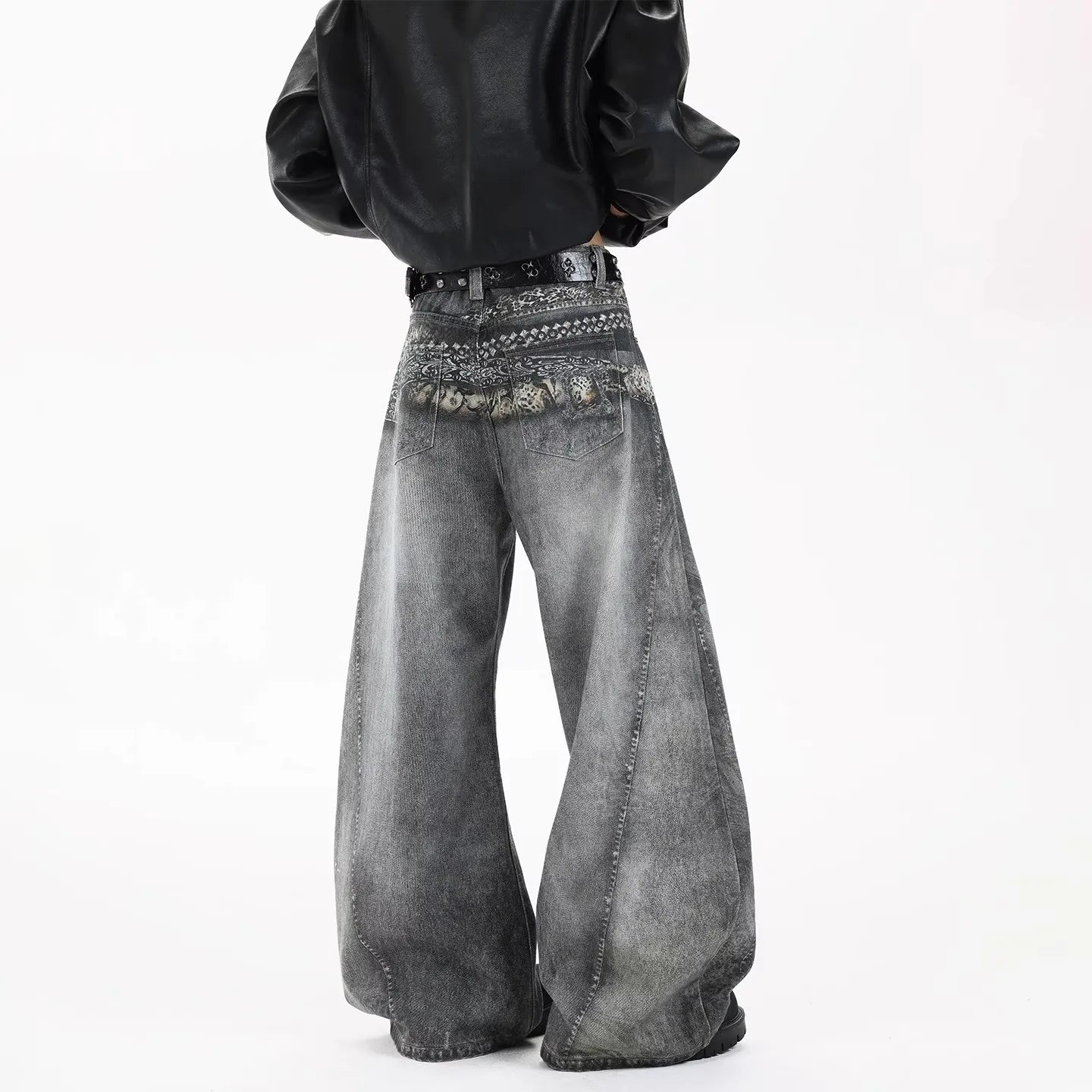 Y2K Vibe: Vintage Wide-Leg Denim for Women