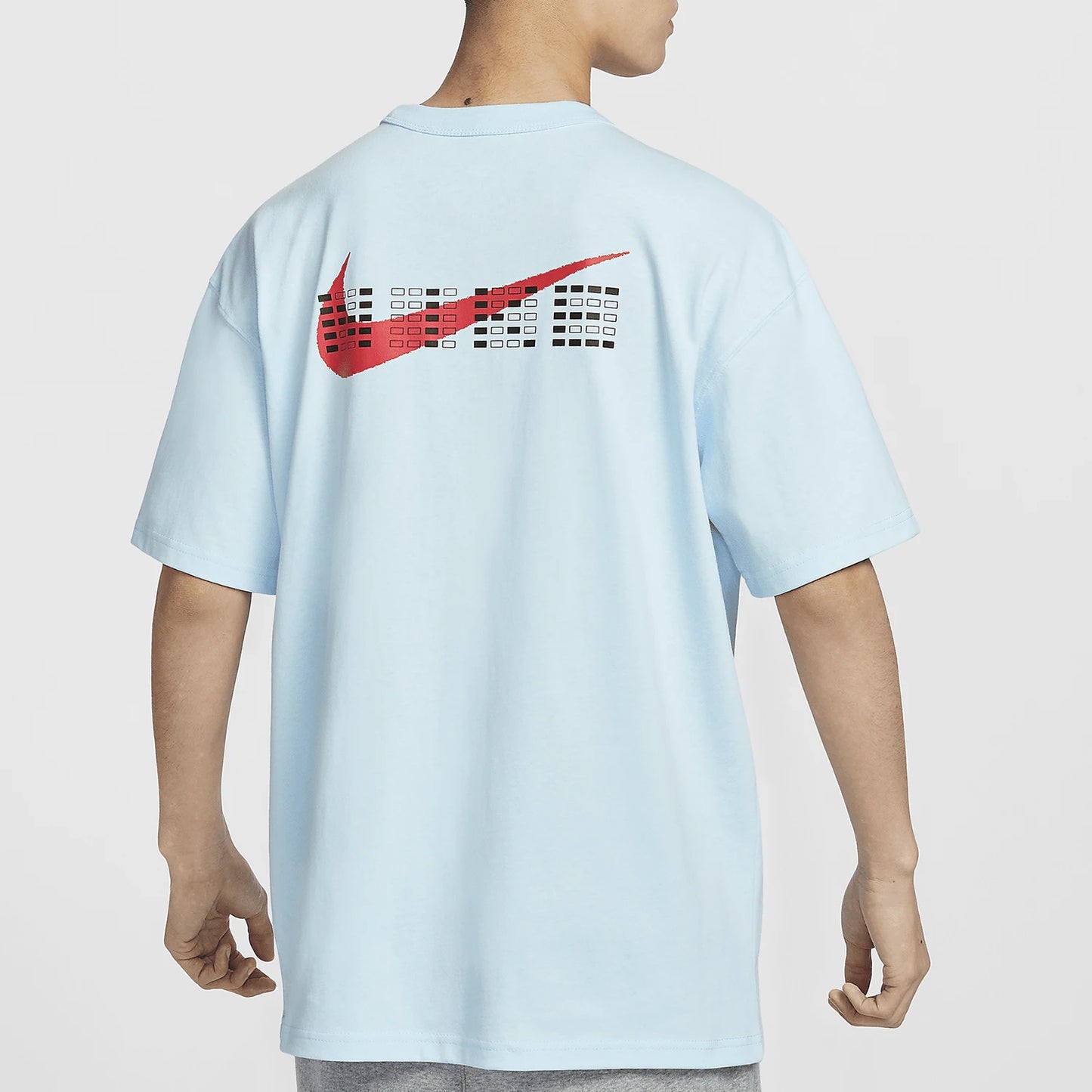 Nike Men's Pocket Casual Tee
