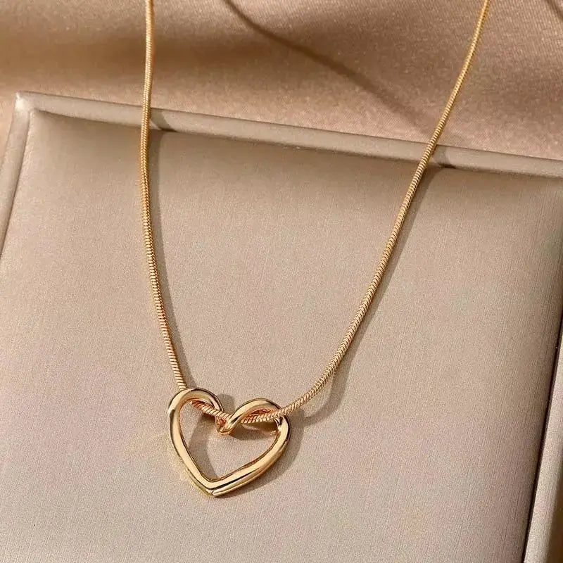 Heart Pendant Necklace - Chicchar Fashion