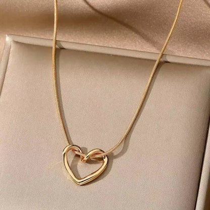 Heart Pendant Necklace - Chicchar Fashion