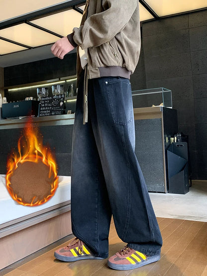 Men's Fleece-Lined Cargo Jeans