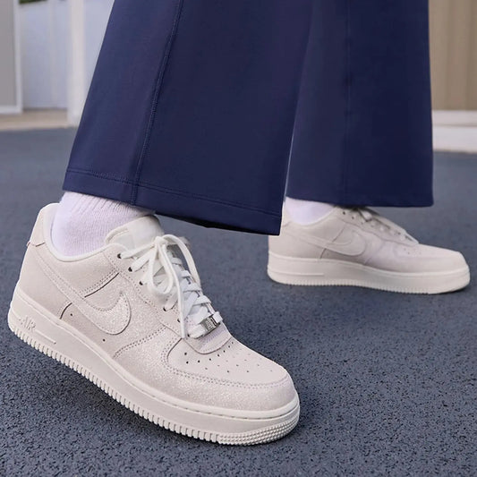 Nike Official Genuine Winter New Women's Air Force 1 Thick Sole Minimalist Sneakers HQ3499-100 - Chicchar Fashion