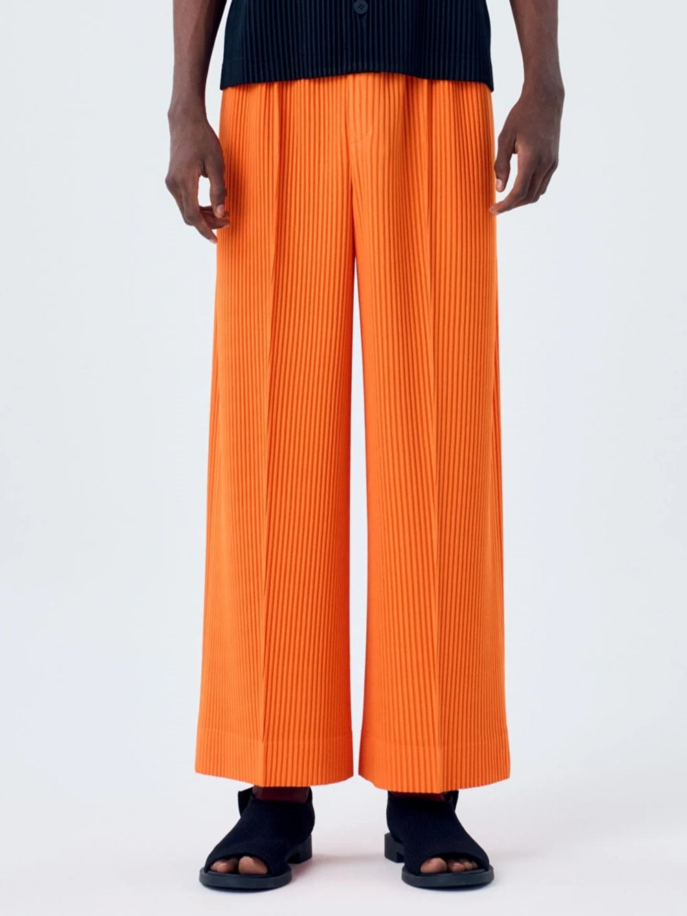 MiyakeFlow: Pleated Wide Leg Street Trousers