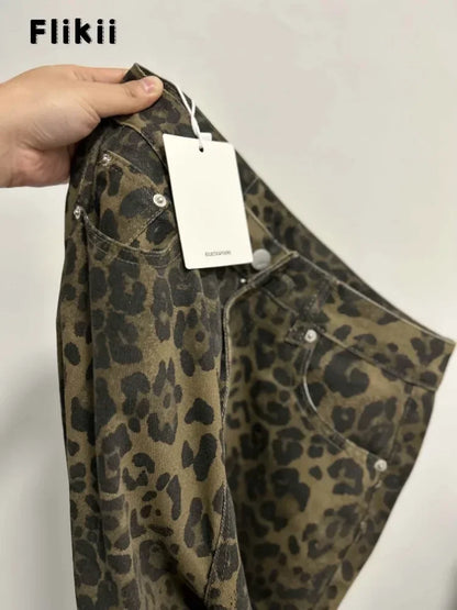 Flikii Urban Wild: Vintage Leopard High-Waist Jeans