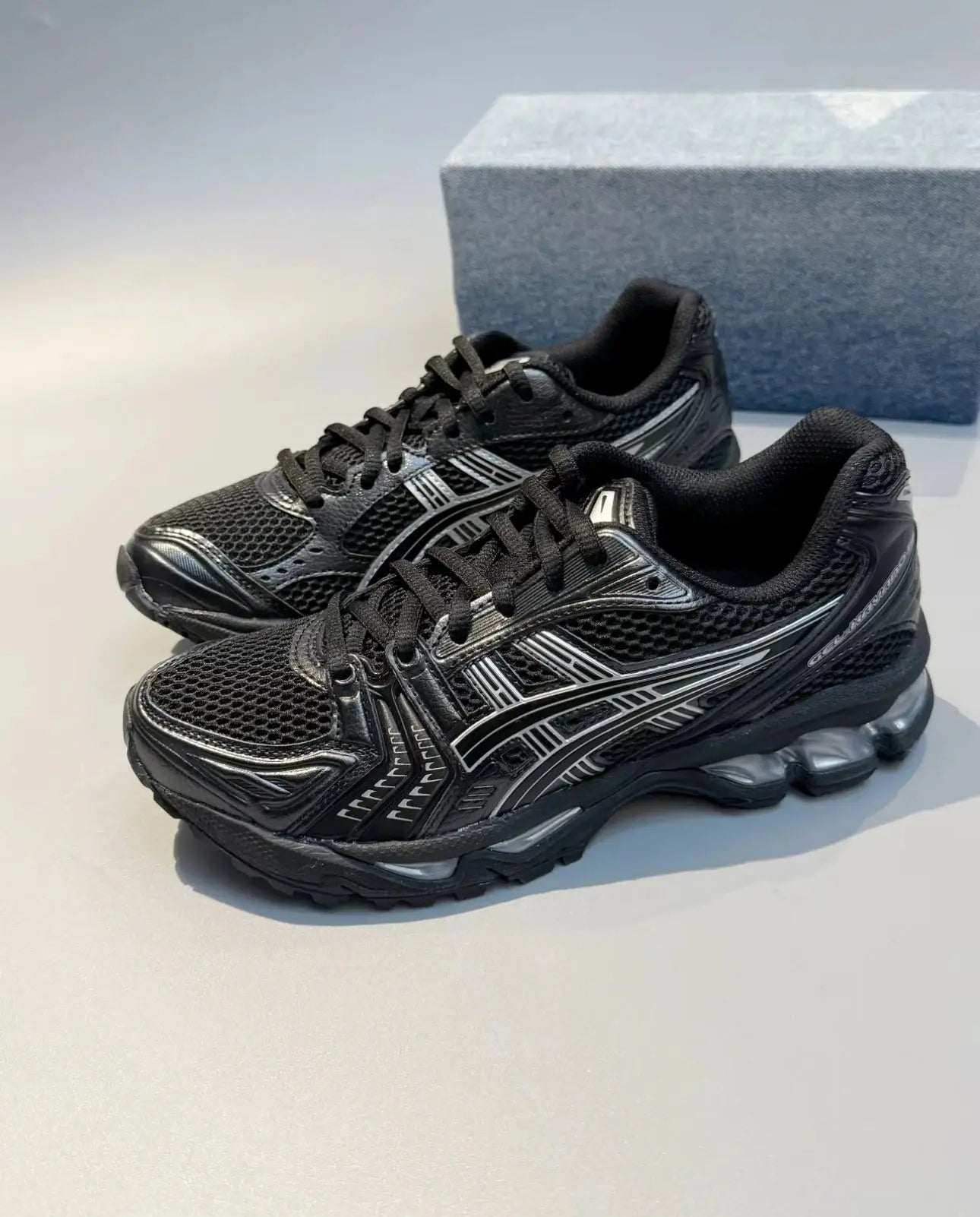 Asics  Technology Futuristic Outdoor Functional Trend Versatile Low Top Casual Shoes for Men and Women in Black 1201A019-006 - Chicchar Fashion