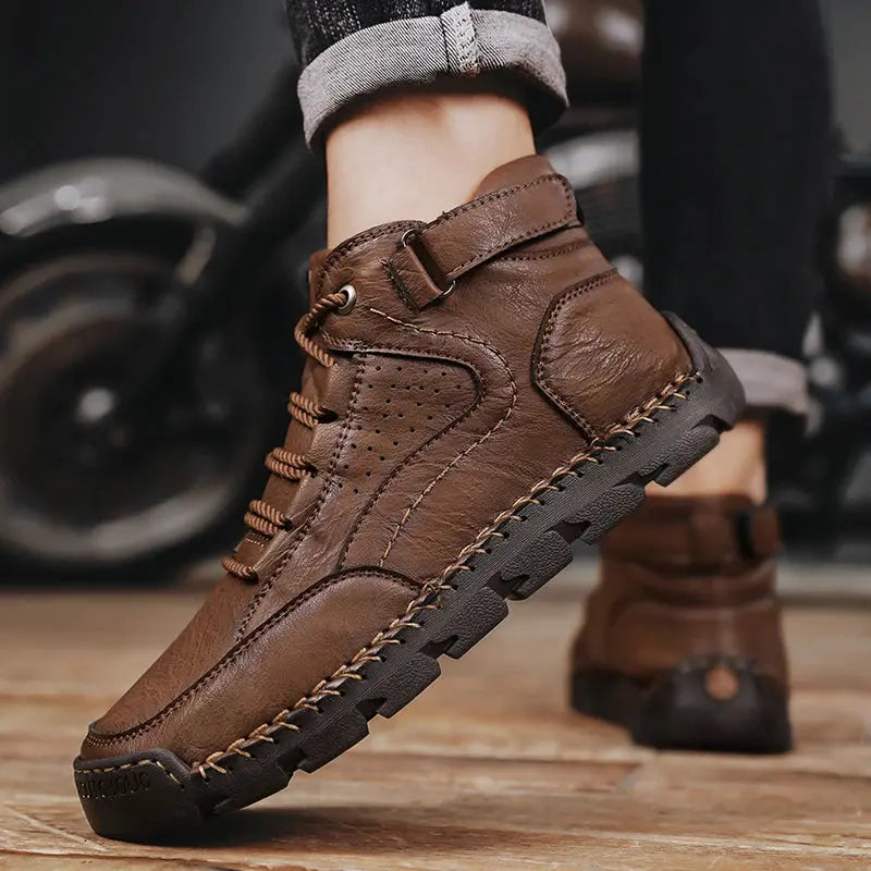 Men's Hand-stitched Boots Plus-size Casual Shoes Comfortable Soft Ankle Boots Outdoor Non-slip Wear Boots Chicchar Fashion