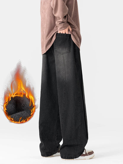 Men's Fleece-Lined Cargo Jeans