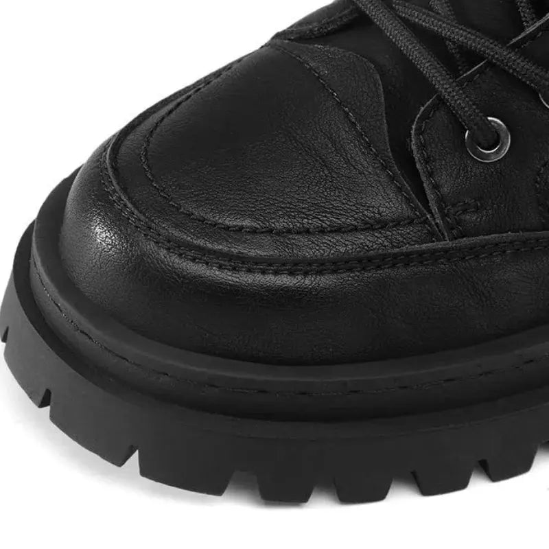 Men Boots Fashion Leather Men Motorcycle Boots Designer British Style Ankle Boots New Outdoor Non-Slip Men High Top Sports Shoes Chicchar Fashion