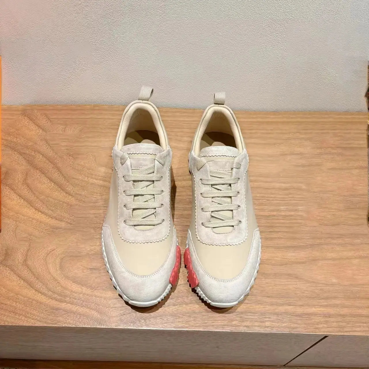 2025 New casual sneakers, European-style genuine leather,fashion, individuality, women's leisure, fashionable flat sports shoes - Chicchar Fashion