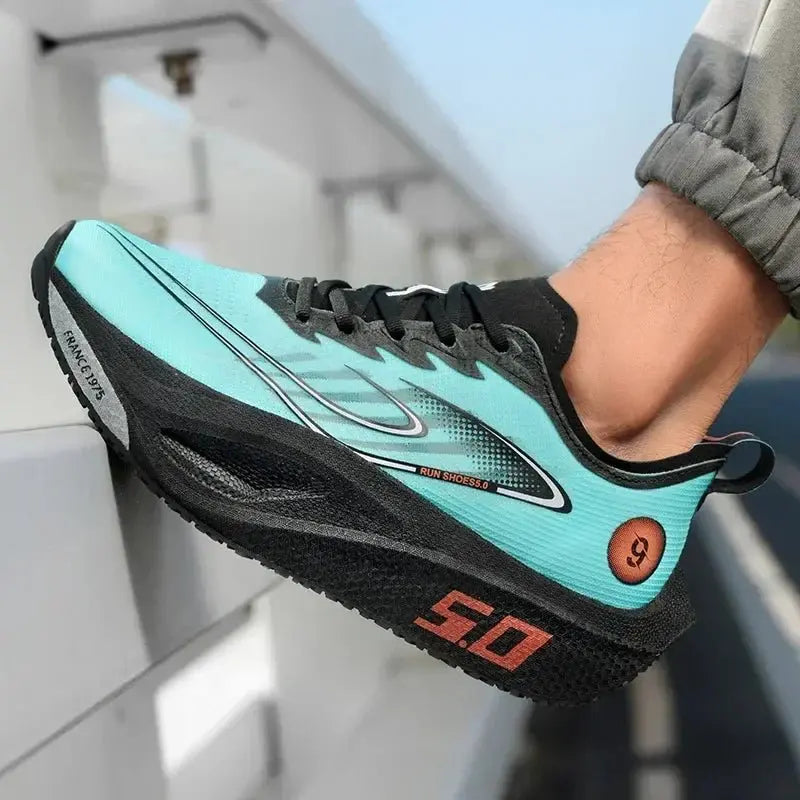 SwiftStride Marathon Sneakers - Chicchar Fashion