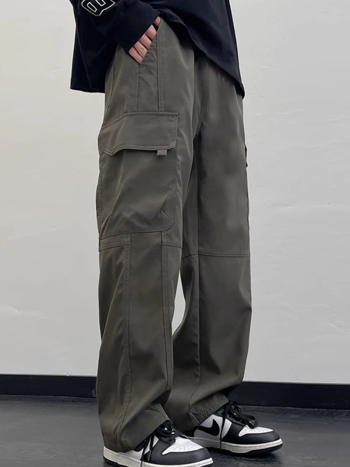 Men Fleece Cargo Joggers