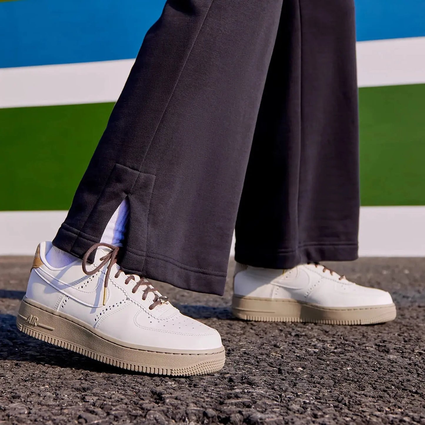 Nike Official Authentic Air Force 1 '07 LX Women's Retro Cushioned Sneakers FV3700 - Chicchar Fashion