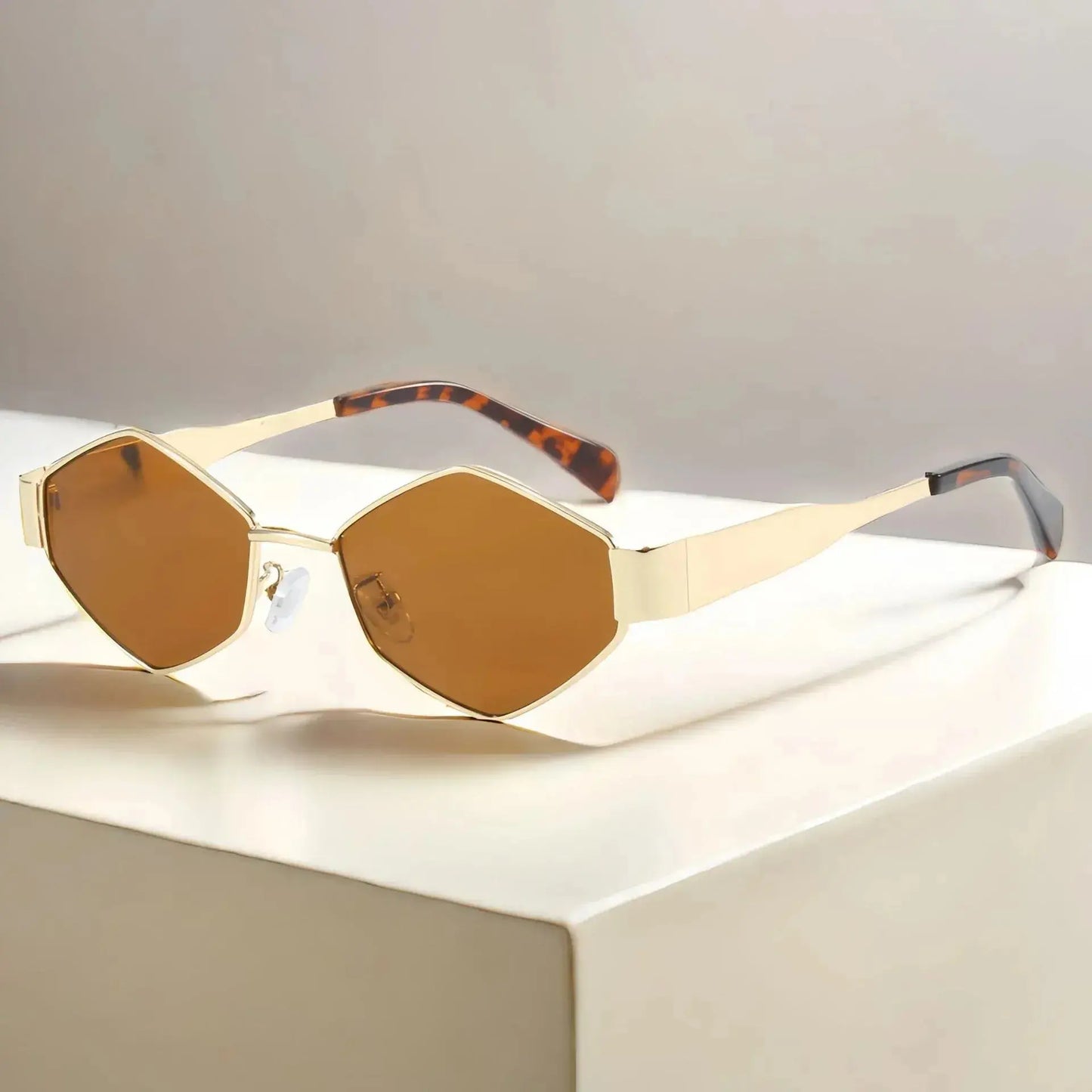 Trendy Hexagon Sunglasses - Chicchar Fashion